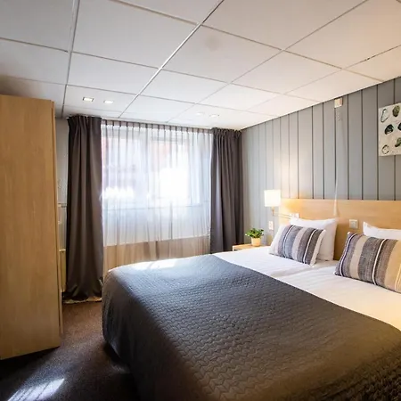 De Boei 3* エグモント・アーン・ゼー