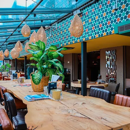 De Boei ホテル エグモント・アーン・ゼー