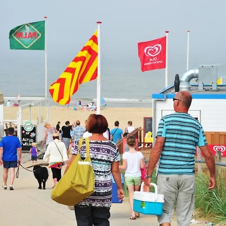 De Boei 3* エグモント・アーン・ゼー