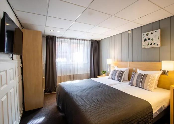 De Boei 3* 에크몬드안지