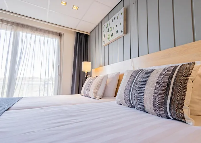 De Boei 3* 에크몬드안지