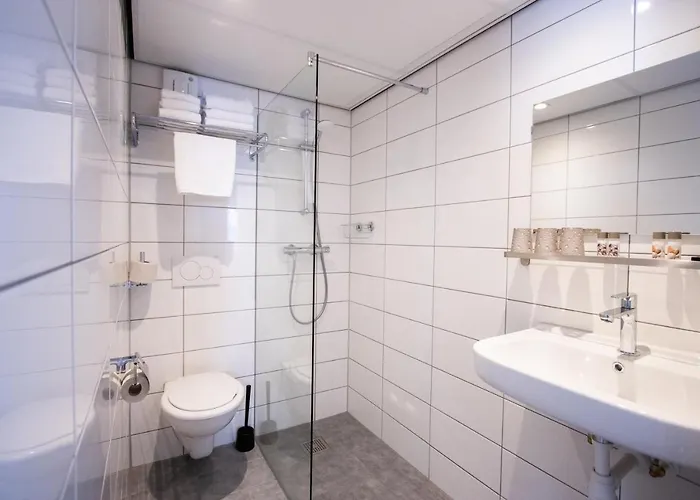 De Boei 3* 에크몬드안지